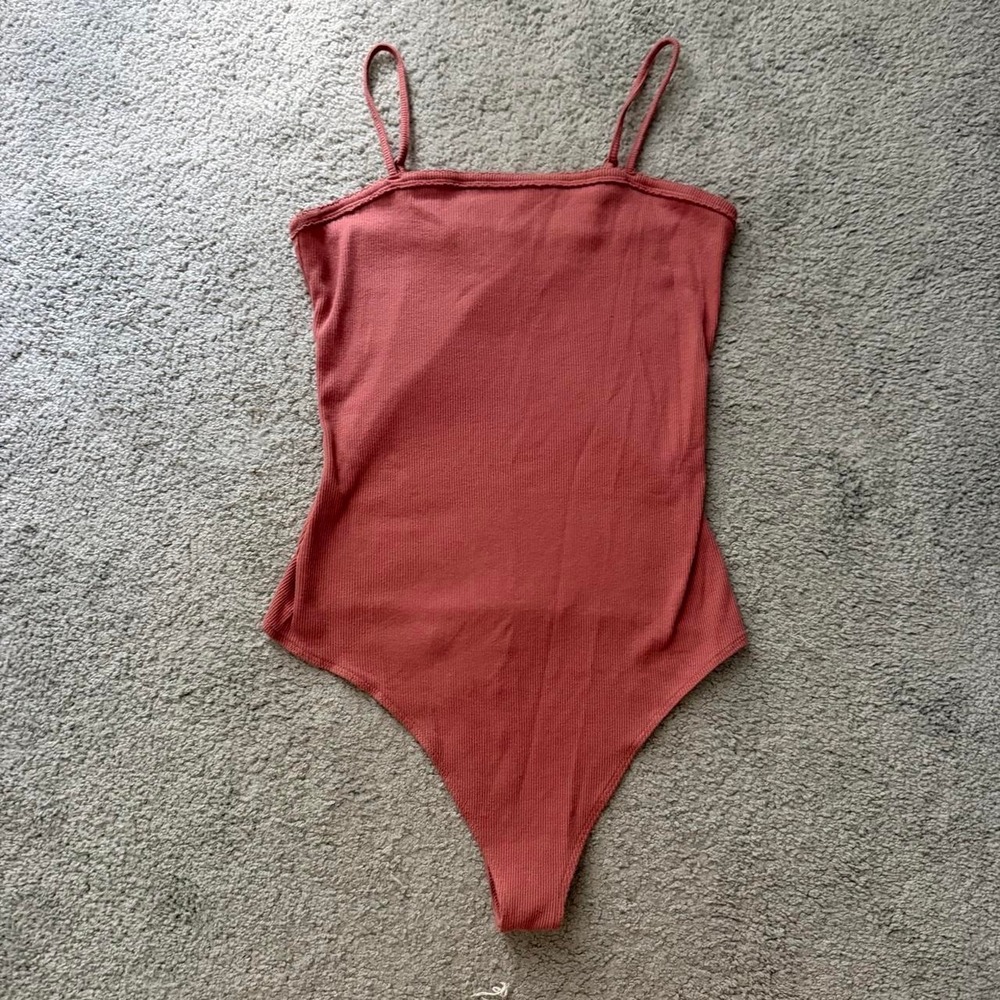American Eagle Pale Coral Ribbed Square Neck Bodysuit, Size M